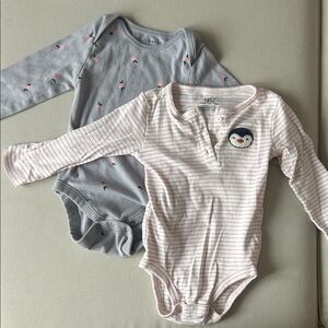 Old Navy Kids Bodysuits in Gray and Pink Stripes